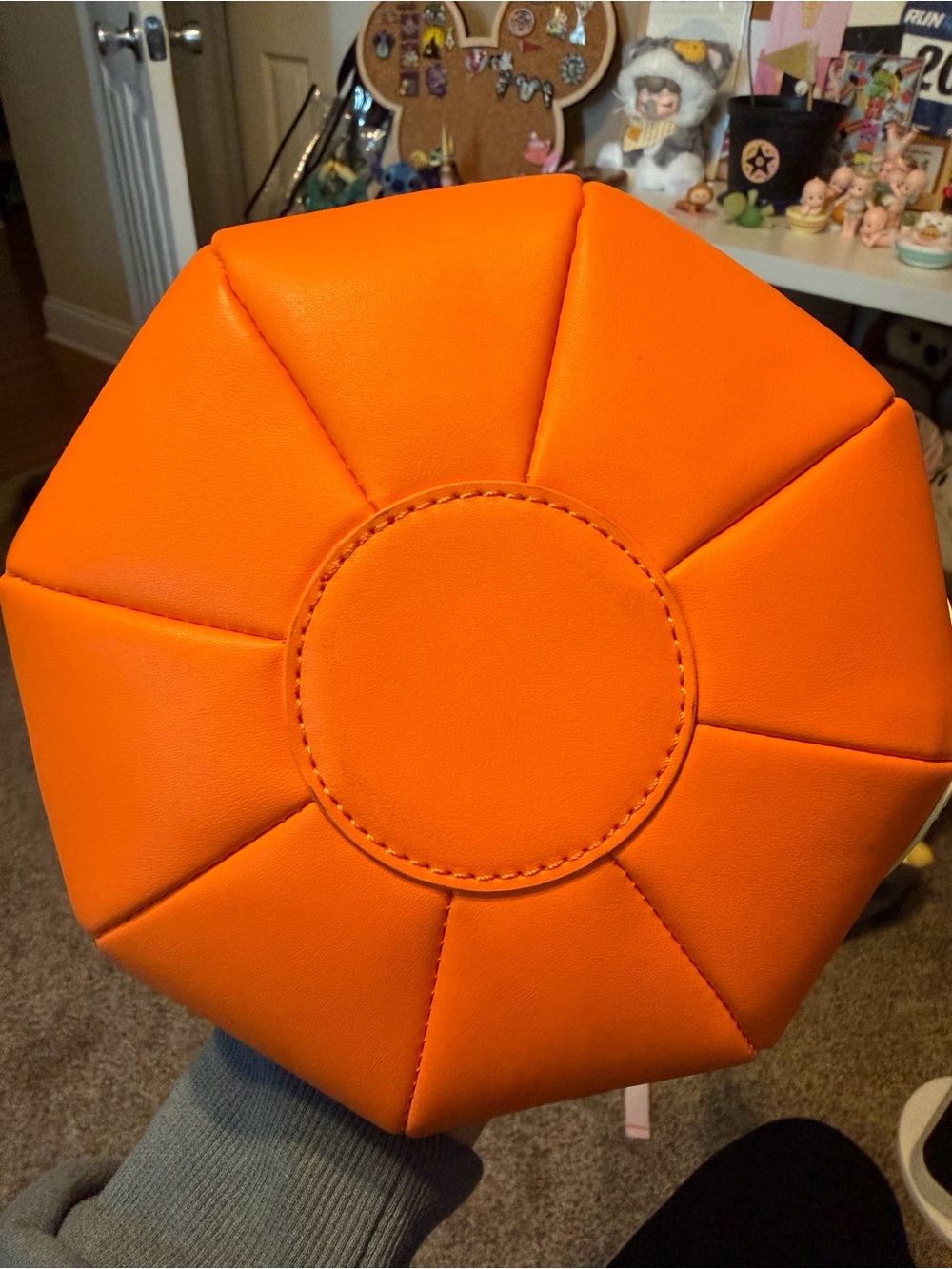 Disney Loungefly Halloween Mickey Pumpkin bag - Picture 4 of 7